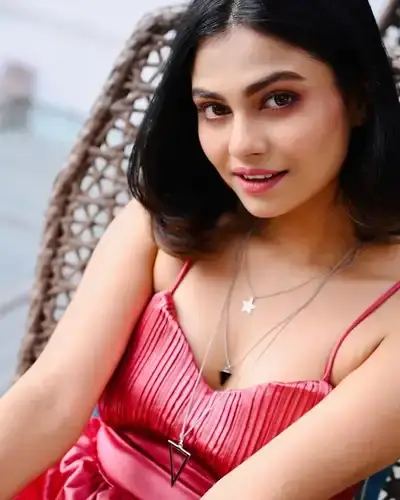 Call Girls Service in Sawali